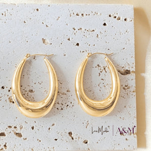 Lea Moda Hollow Out Hoop Earrings - 18K Gold Plated Stainless Steel